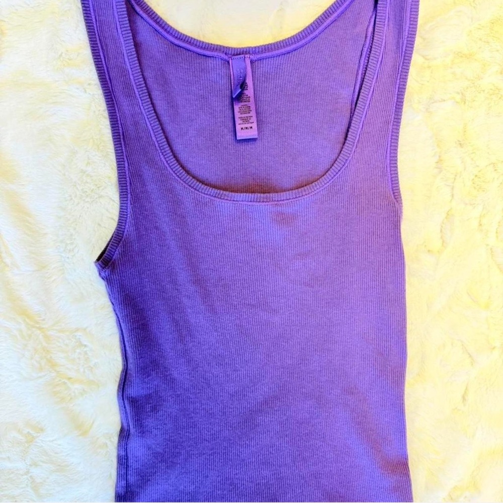 Skims Purple Ribbed Tank M